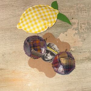 Upcycle Earrings by @soniamarie04